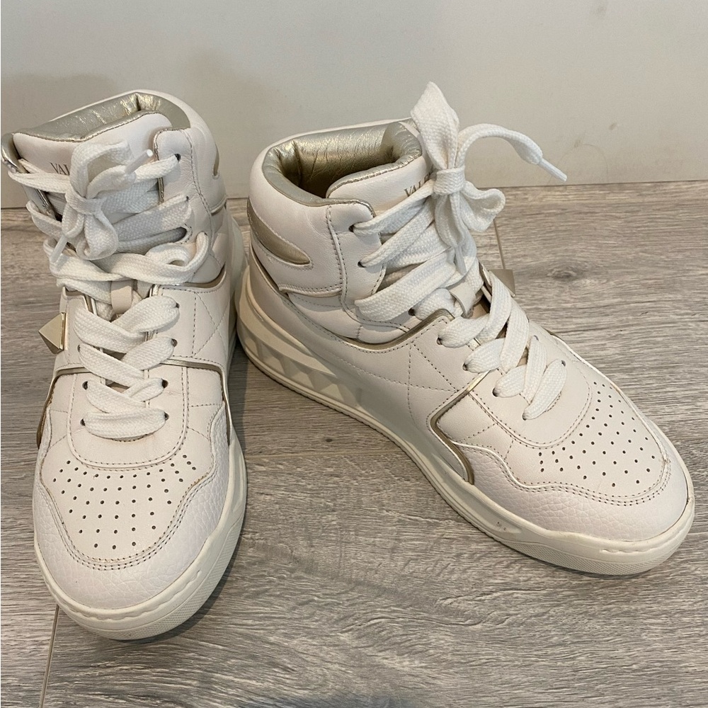 Valentino Garavani White Leather One Stud High Top Sneakers, Sz 37 1/2 - Picture 3 of 7